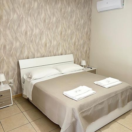 Rooms & Restaurant Il Castagneto Campagna Exterior photo